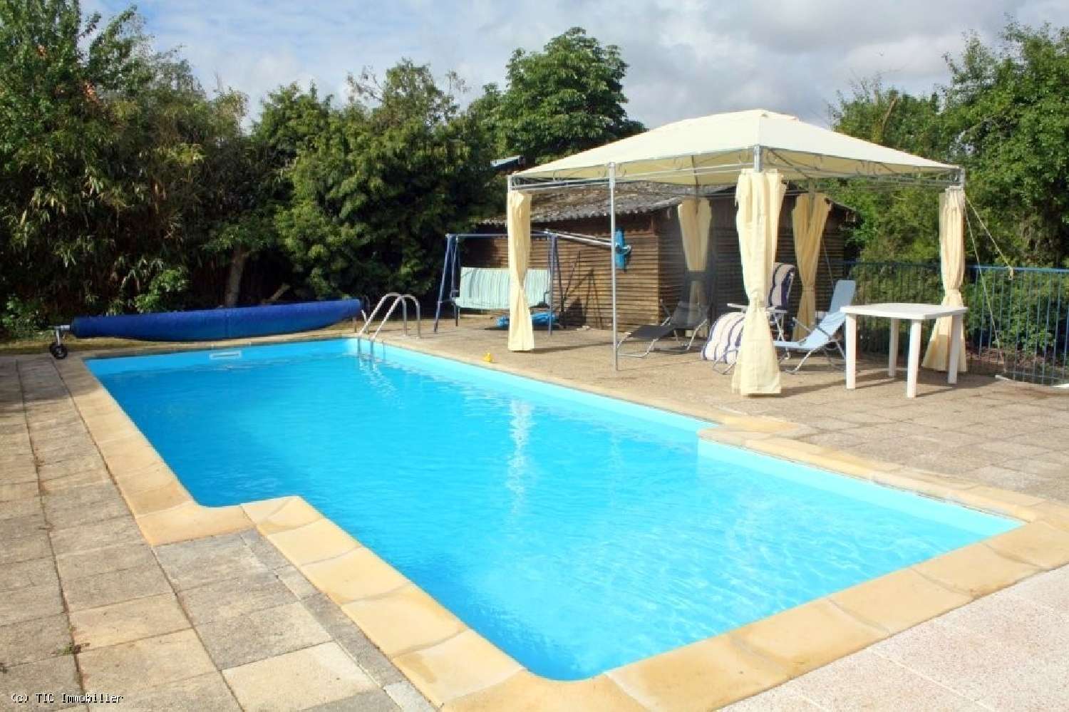 à vendre maison Nanteuil-en-Vallée Charente 2
