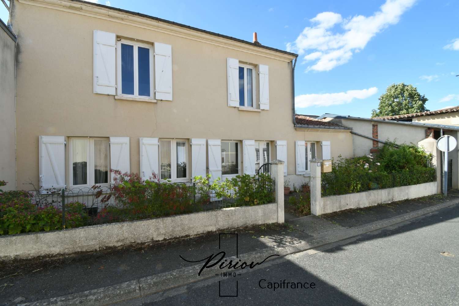 for sale house Nueil-sur-Layon Maine-et-Loire 3