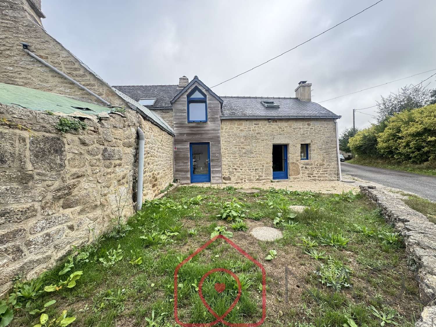 for sale house Pontivy Morbihan 2