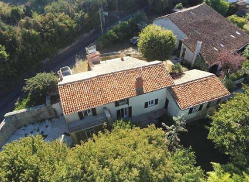 Ruffec Charente maison foto