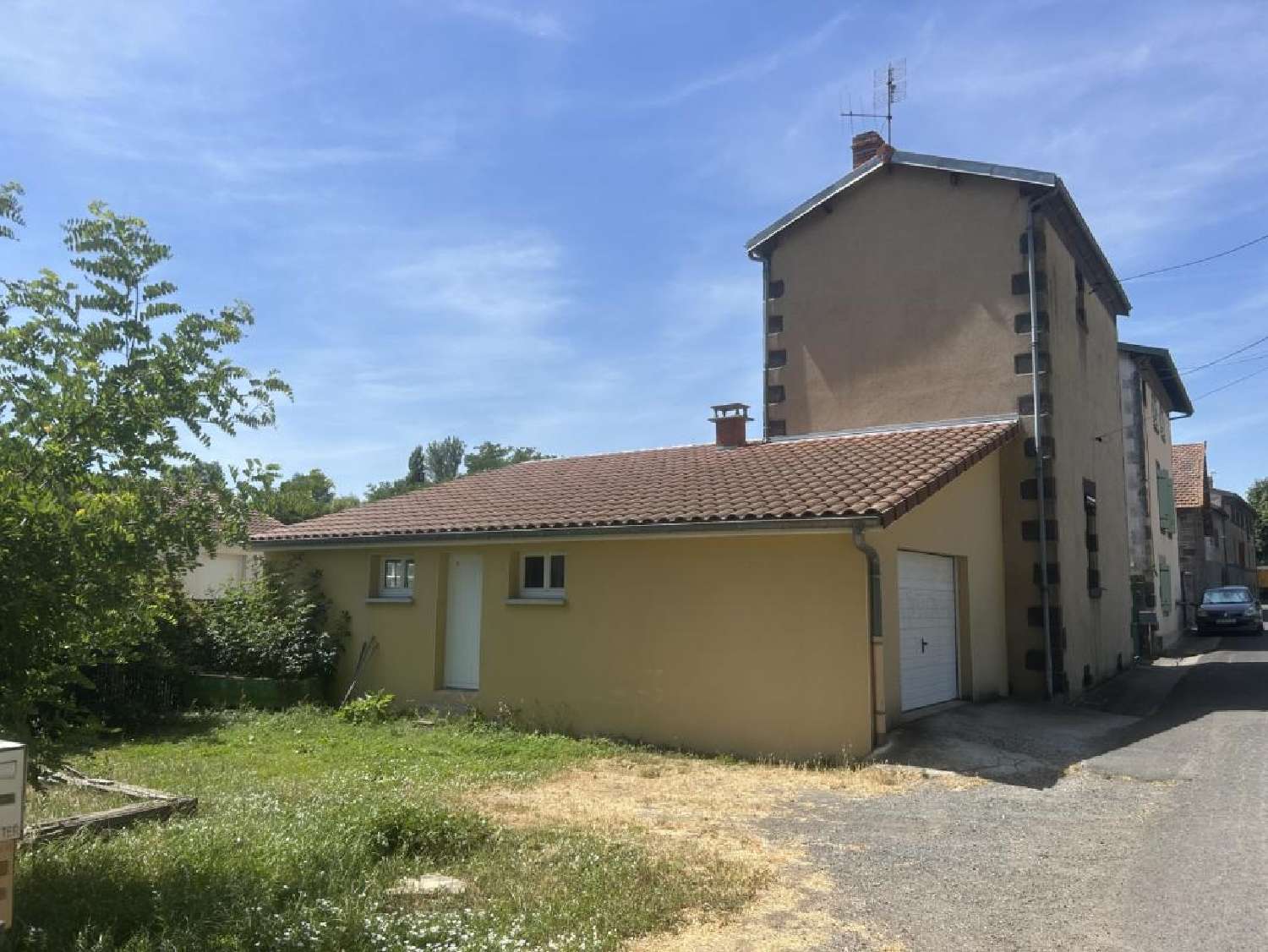  for sale house Saint-Beauzire Puy-de-Dôme 3