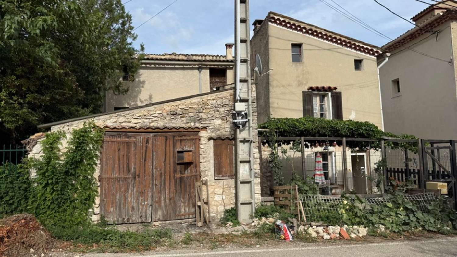 for sale house Saint-Christol Vaucluse 4