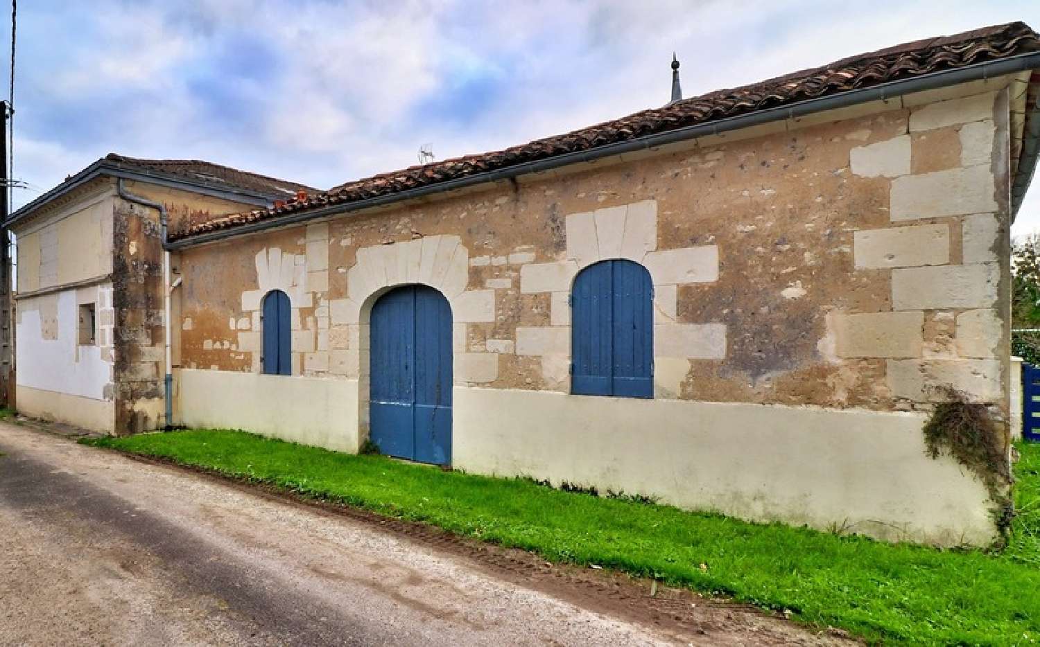  à vendre maison Saint-Dizant-du-Gua Charente-Maritime 1