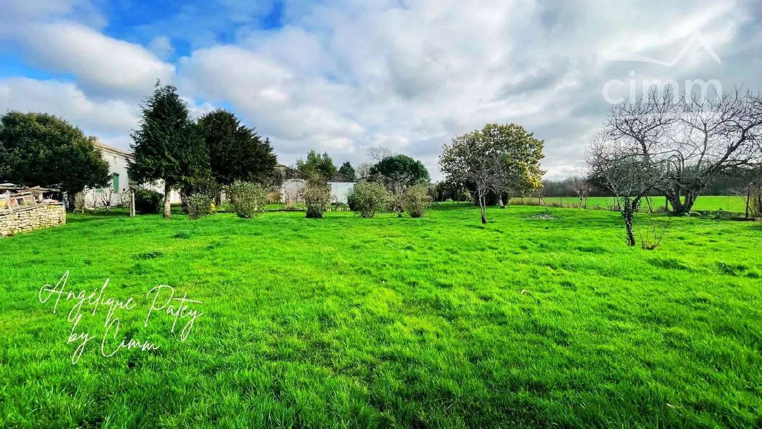 for sale house Saint-Genis-de-Saintonge Charente-Maritime 4