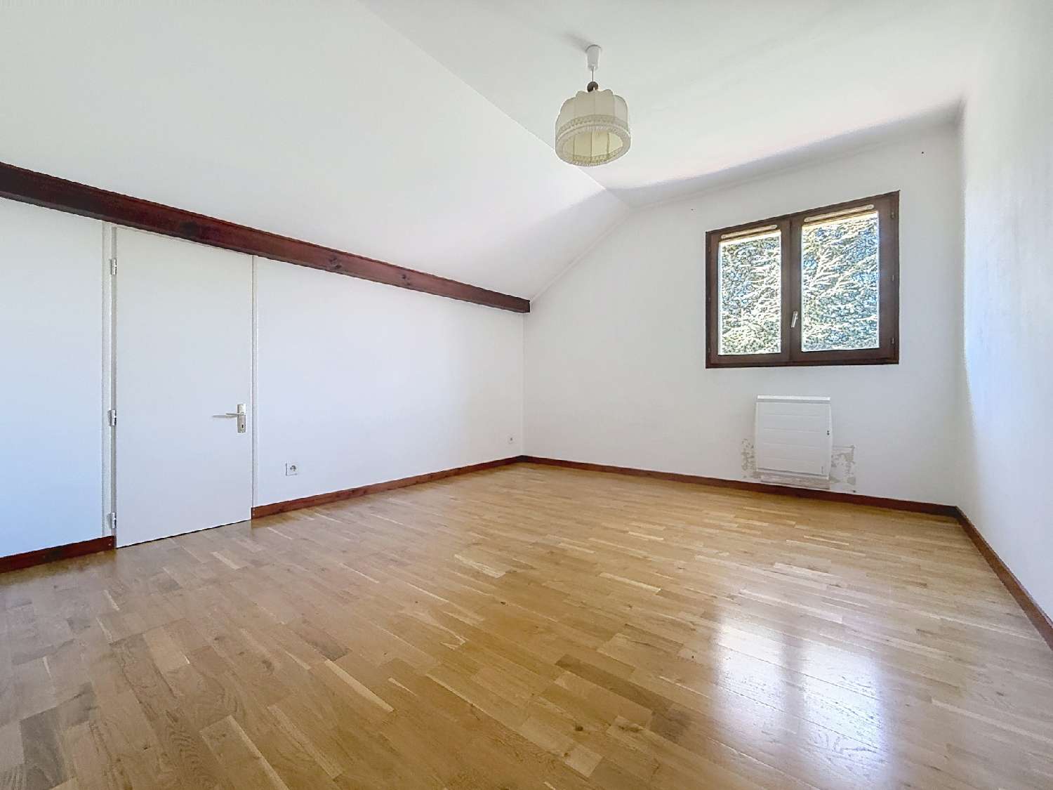 for sale house Saint-Genis-Pouilly Ain 8
