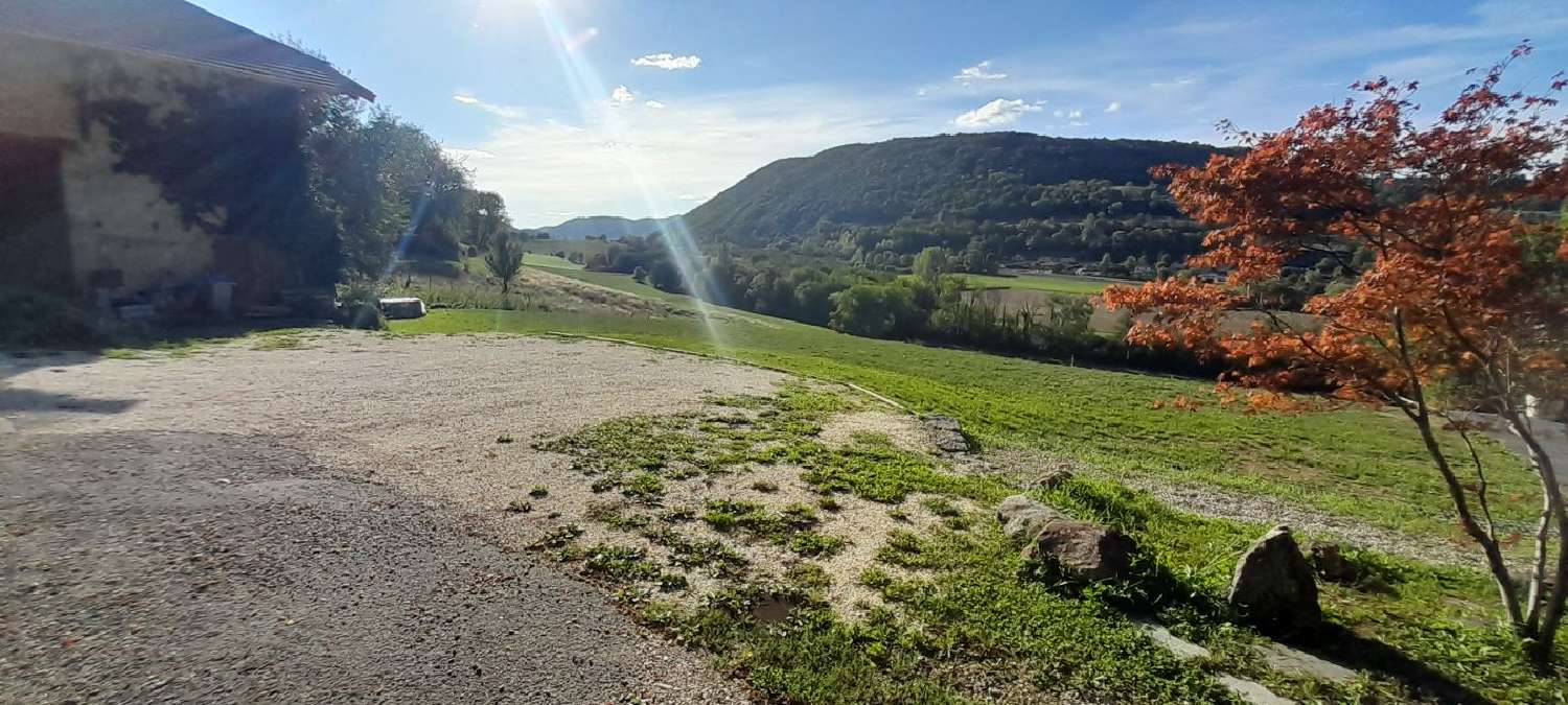 te koop huis Saint-Geoire-en-Valdaine Isère 3