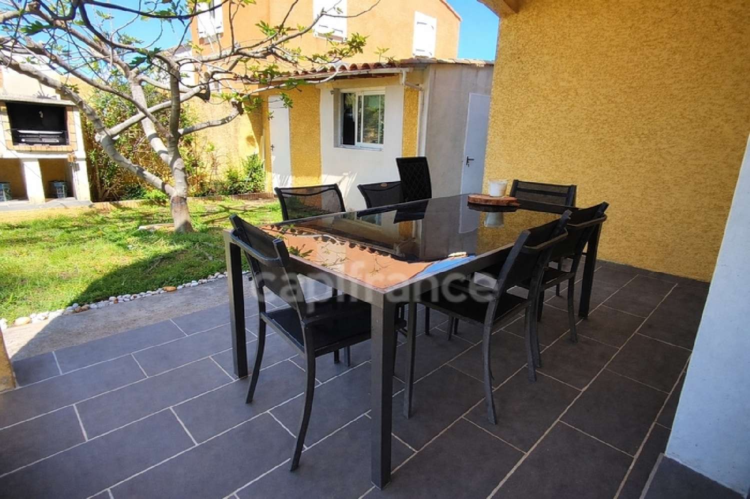 for sale house Saint-Gilles Gard 2