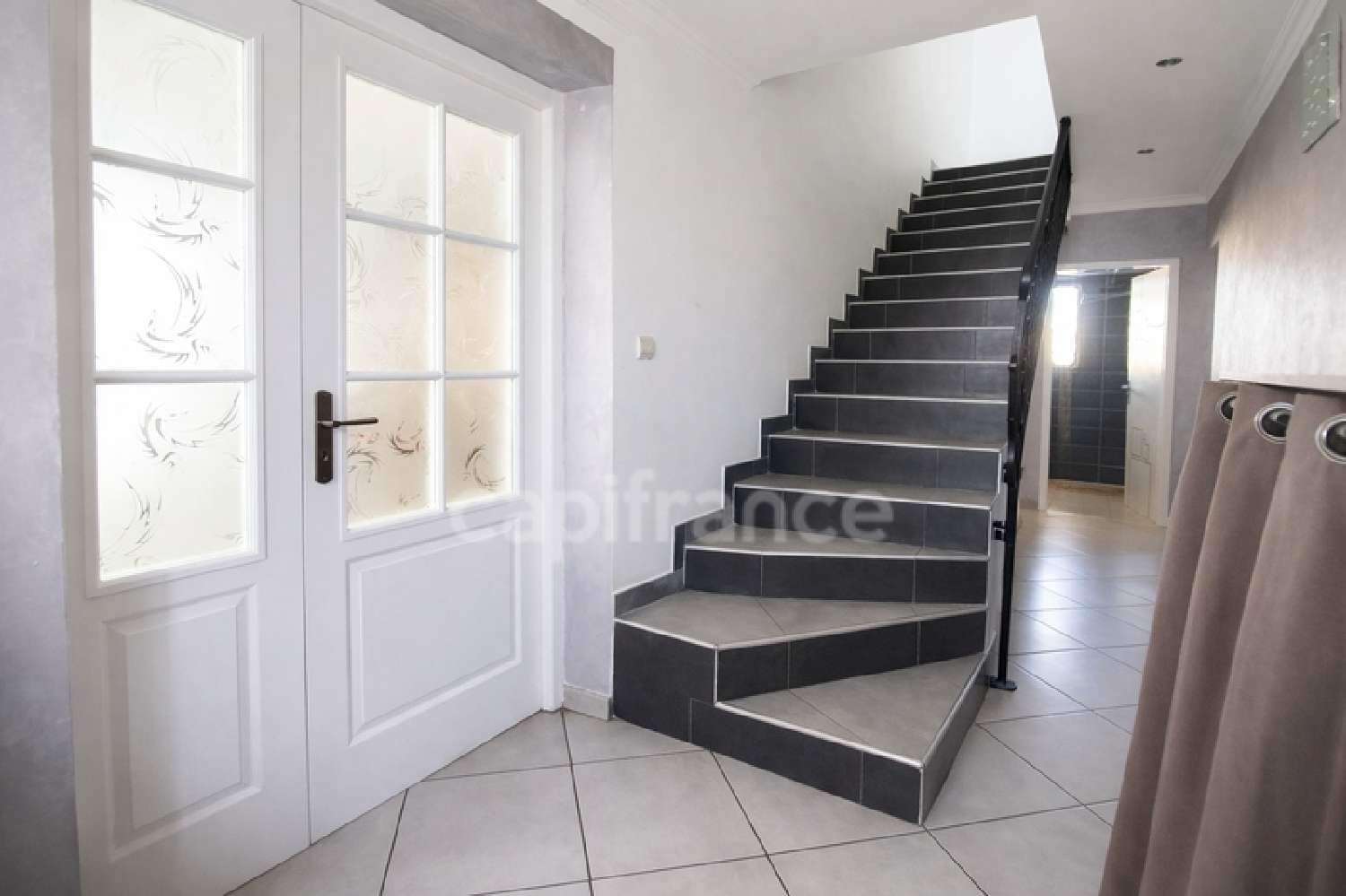 for sale house Saint-Gilles Gard 7