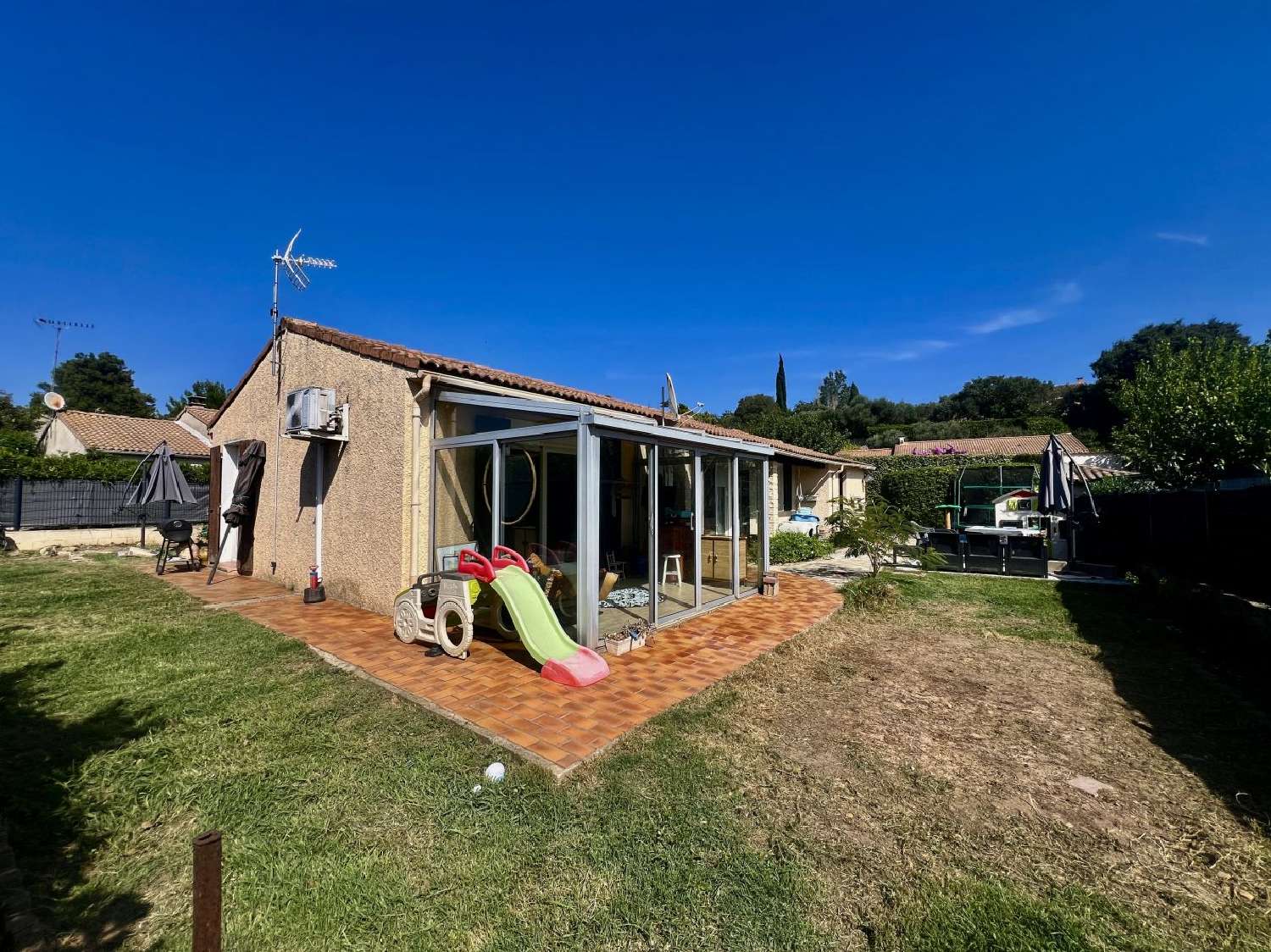 en venta casa Saint-Gilles Gard 1