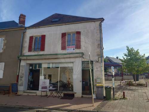 Saint-Honoré-Les-Bains Nièvre huis foto 7405540