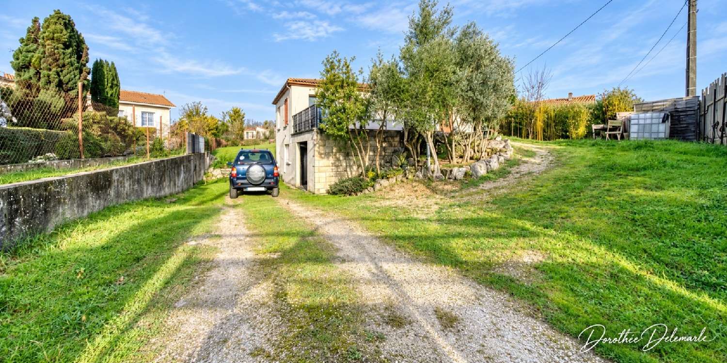 for sale house Saint-Jean-d'Angély Charente-Maritime 4