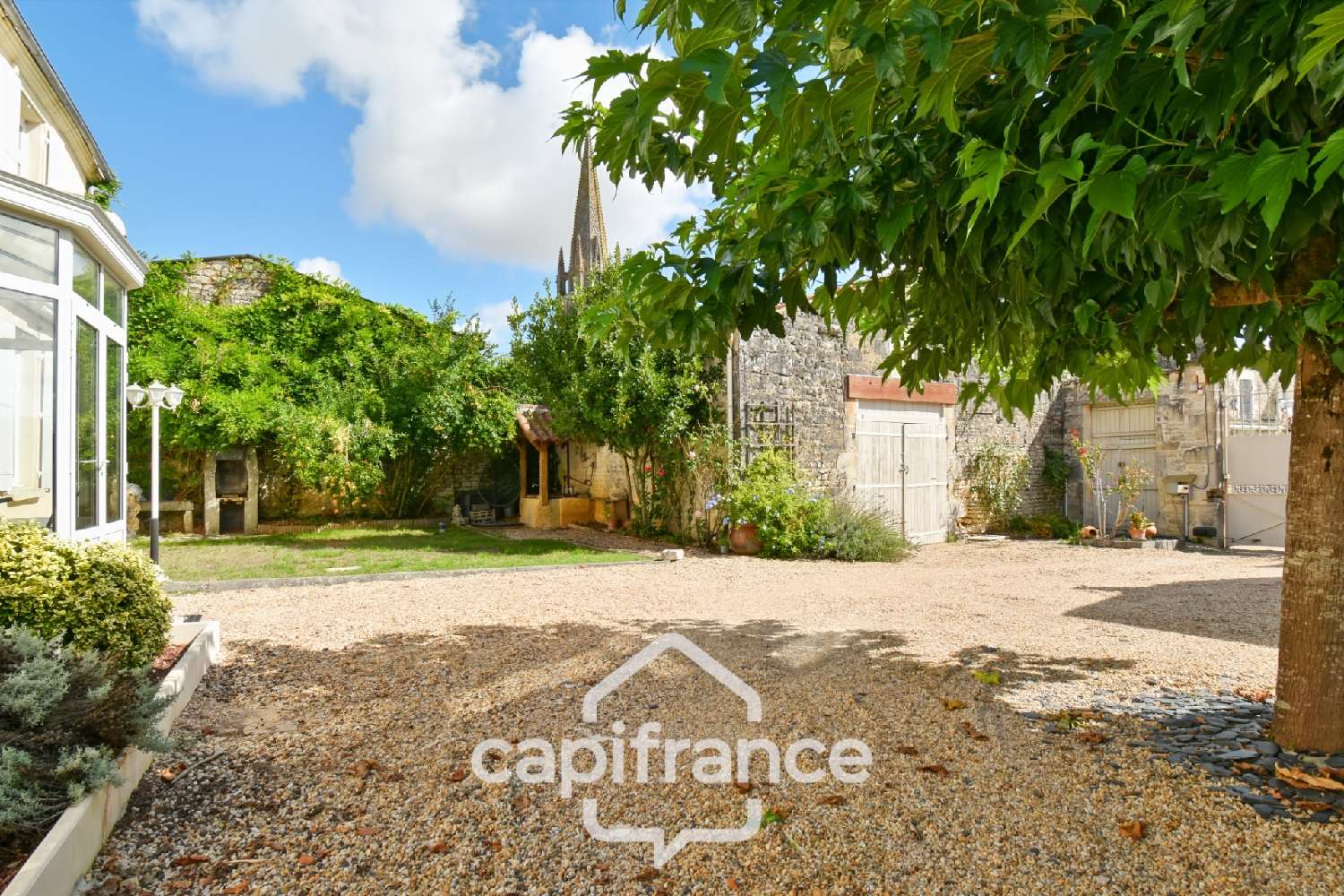  à vendre maison Saint-Jean-d'Angély Charente-Maritime 6