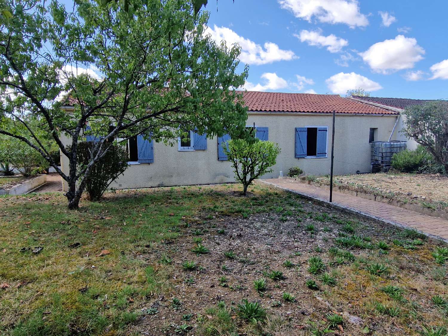  à vendre maison Saint-Jean-d'Angély Charente-Maritime 1