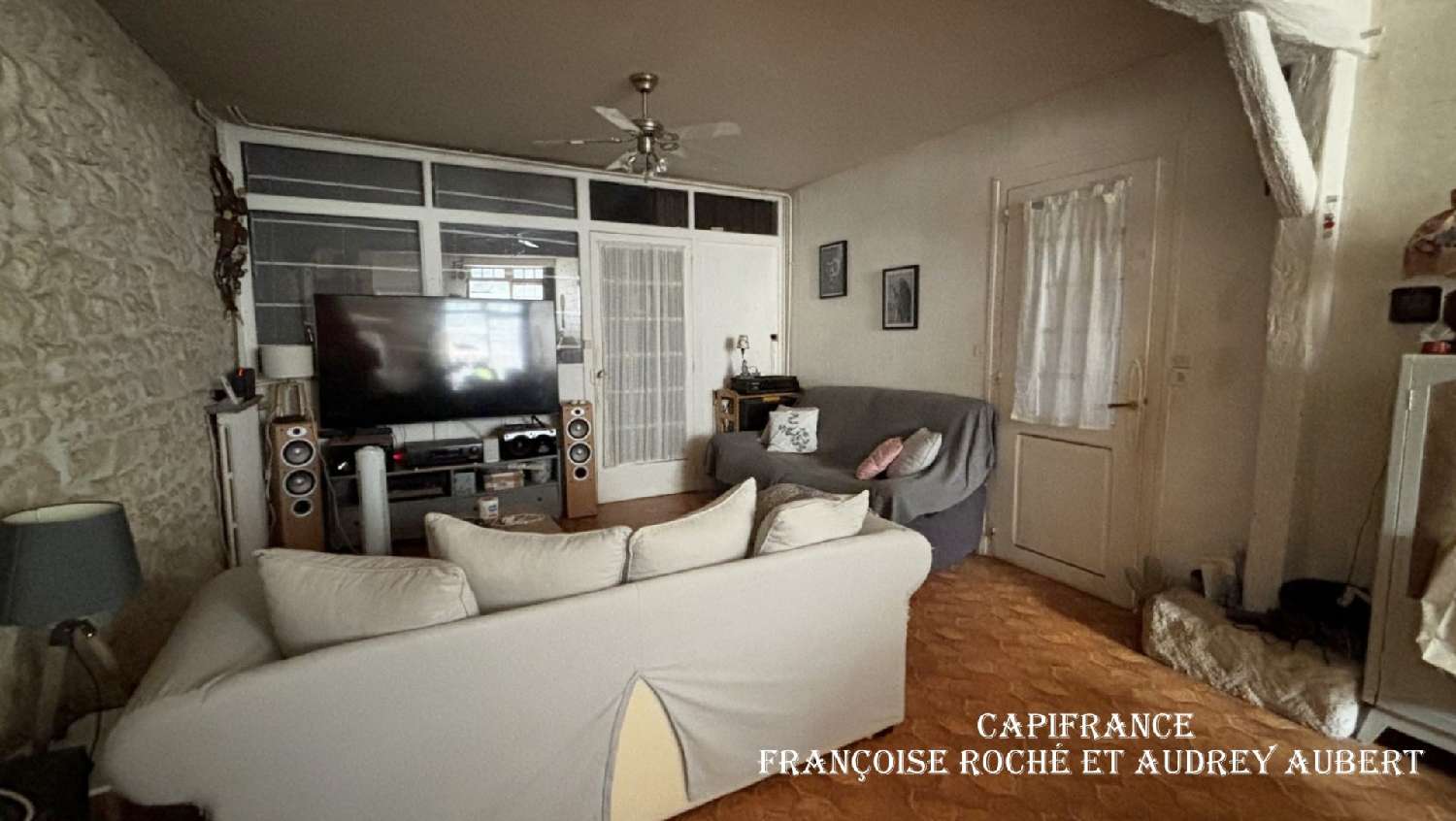 for sale house Saint-Jean-d'Angély Charente-Maritime 3
