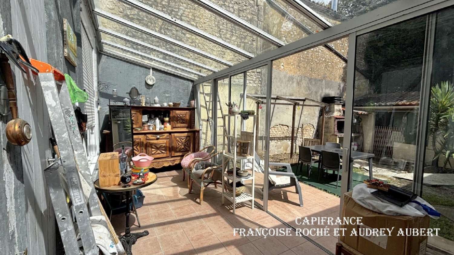 for sale house Saint-Jean-d'Angély Charente-Maritime 7