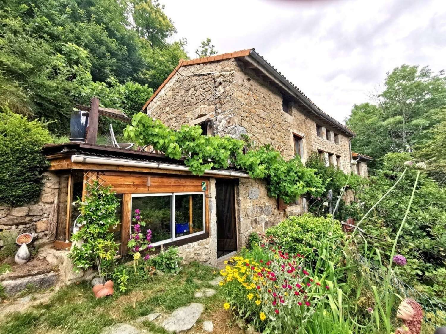  en venta casa Saint-Julien-du-Gua Ardèche 1