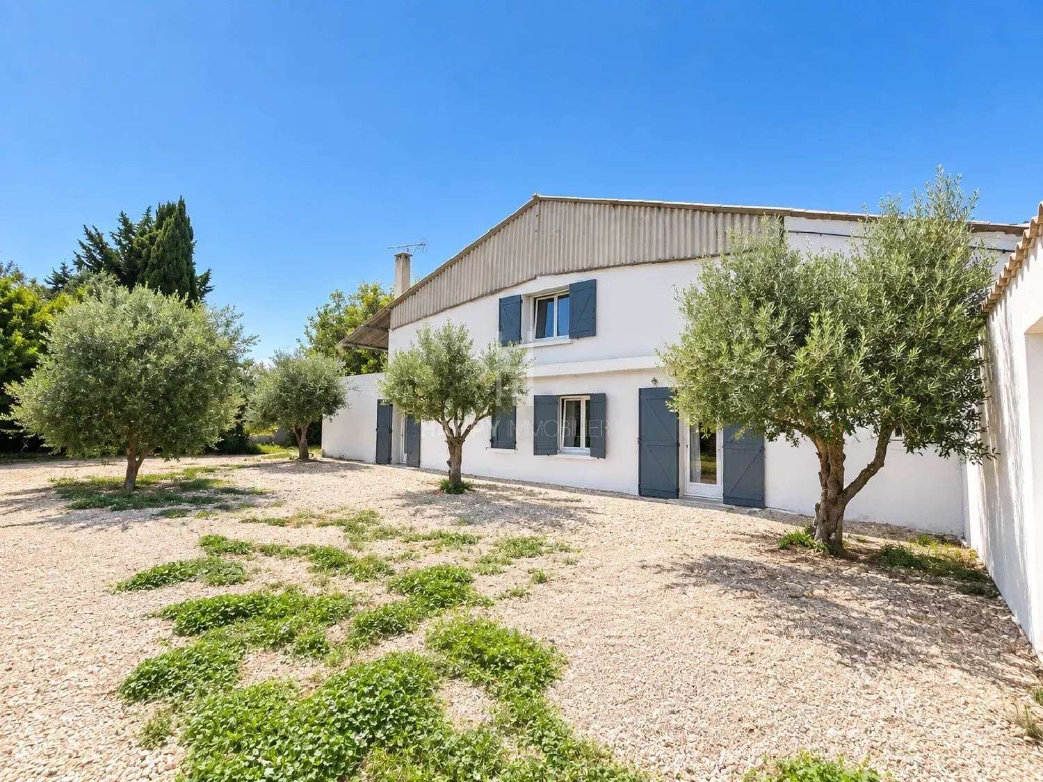 for sale house Saint-Martin-de-Crau Bouches-du-Rhône 1