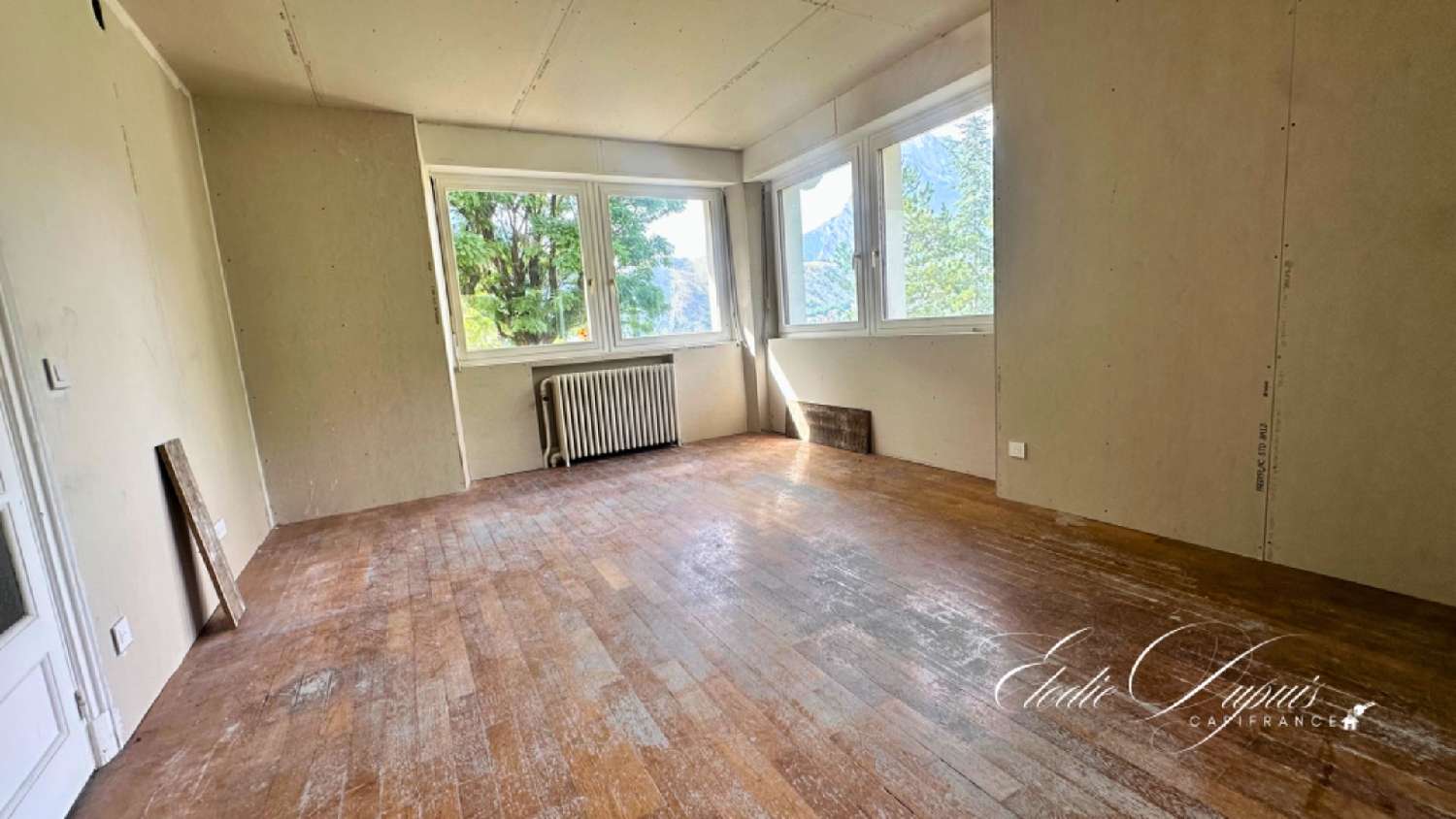 for sale house Saint-Martin-d'Arc Savoie 3