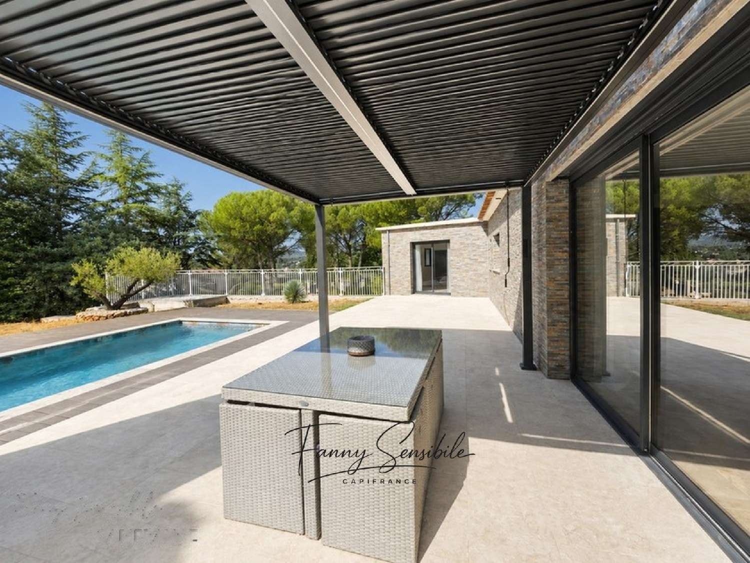 en venta casa Saint-Maximin-la-Sainte-Baume Var 3