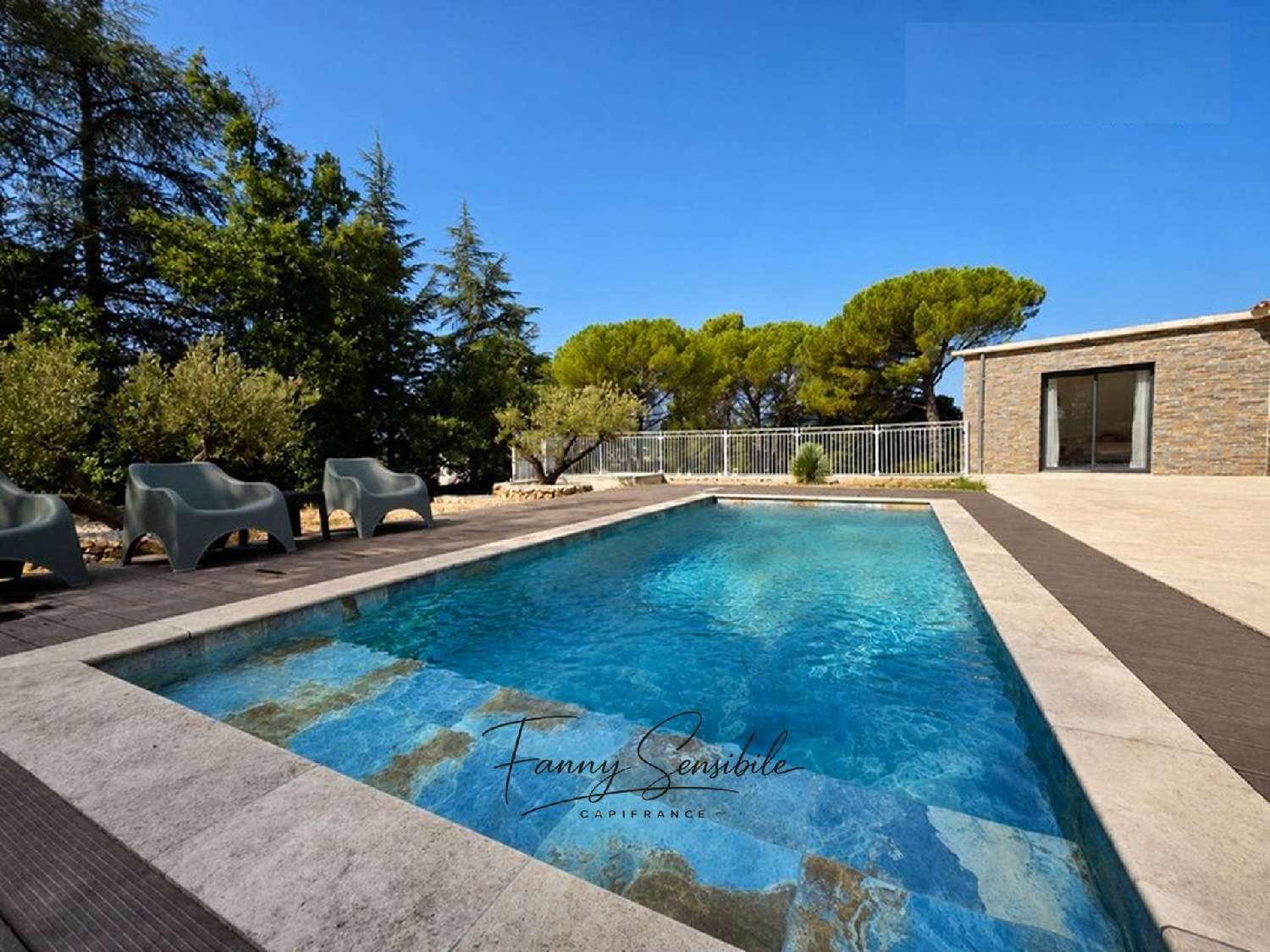 en venta casa Saint-Maximin-la-Sainte-Baume Var 4