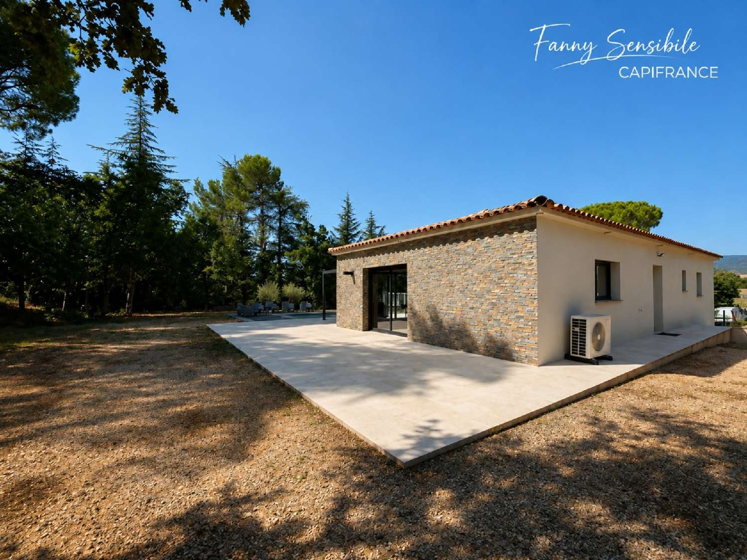 en venta casa Saint-Maximin-la-Sainte-Baume Var 8