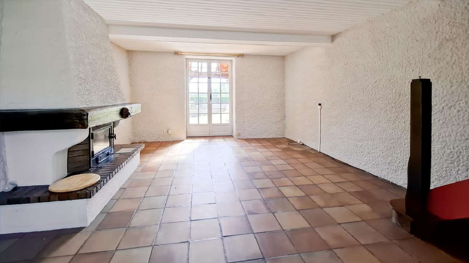 à vendre maison Saint-Priest-Bramefant Puy-de-Dôme 3