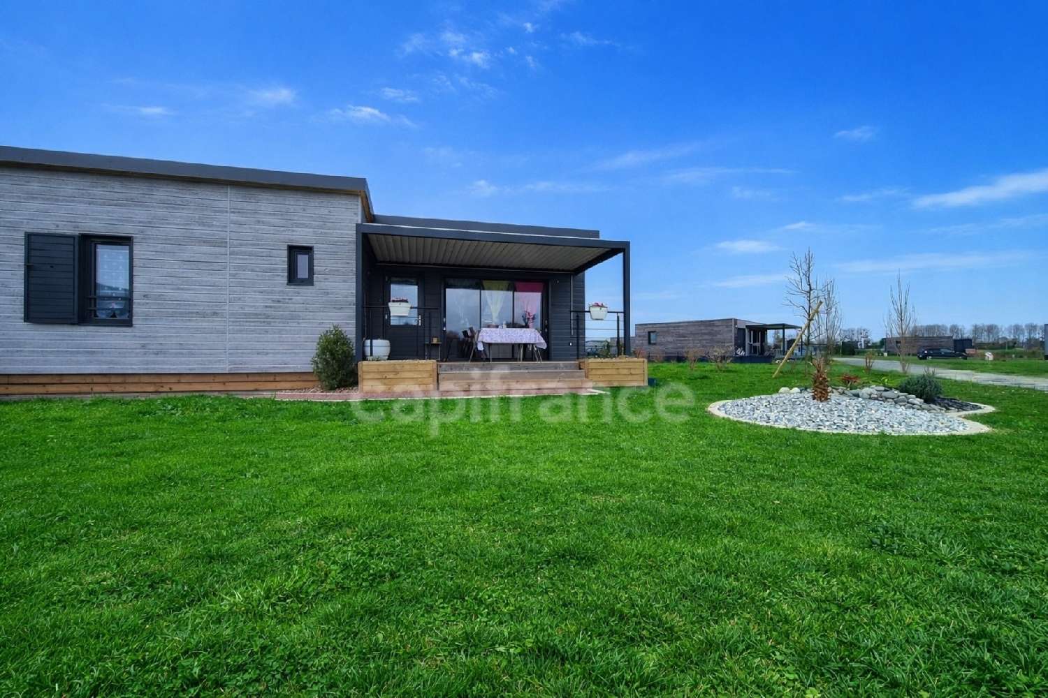 à vendre maison Saint-Romain-de-Benet Charente-Maritime 3