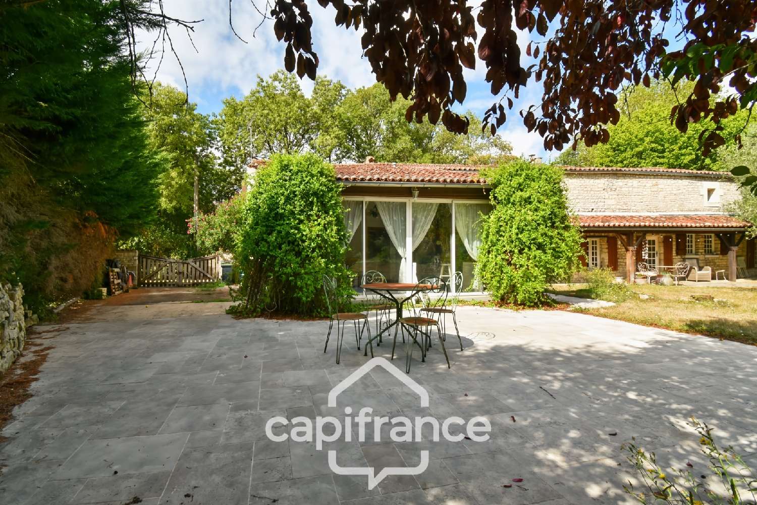  à vendre maison Saint-Séverin-sur-Boutonne Charente-Maritime 5