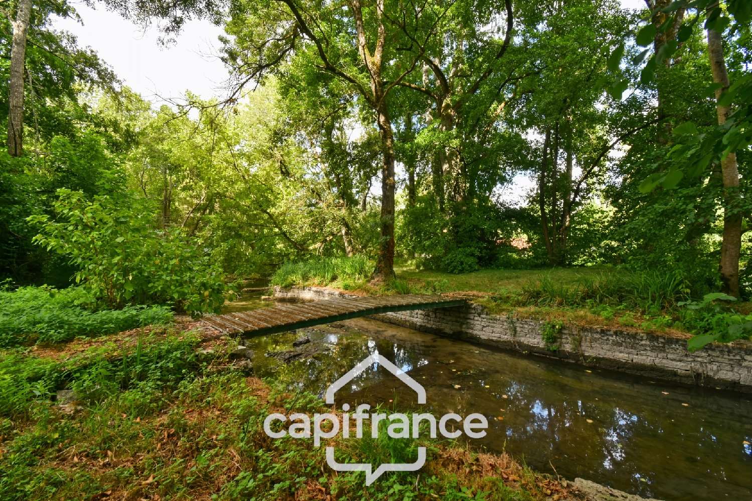  à vendre maison Saint-Séverin-sur-Boutonne Charente-Maritime 7
