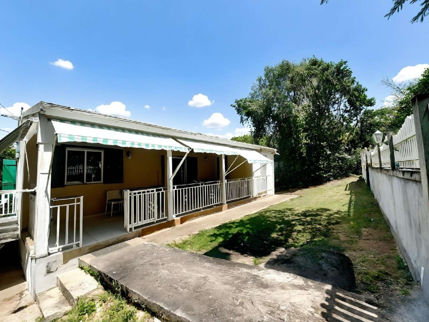 à vendre maison Sainte-Anne Guadeloupe 1