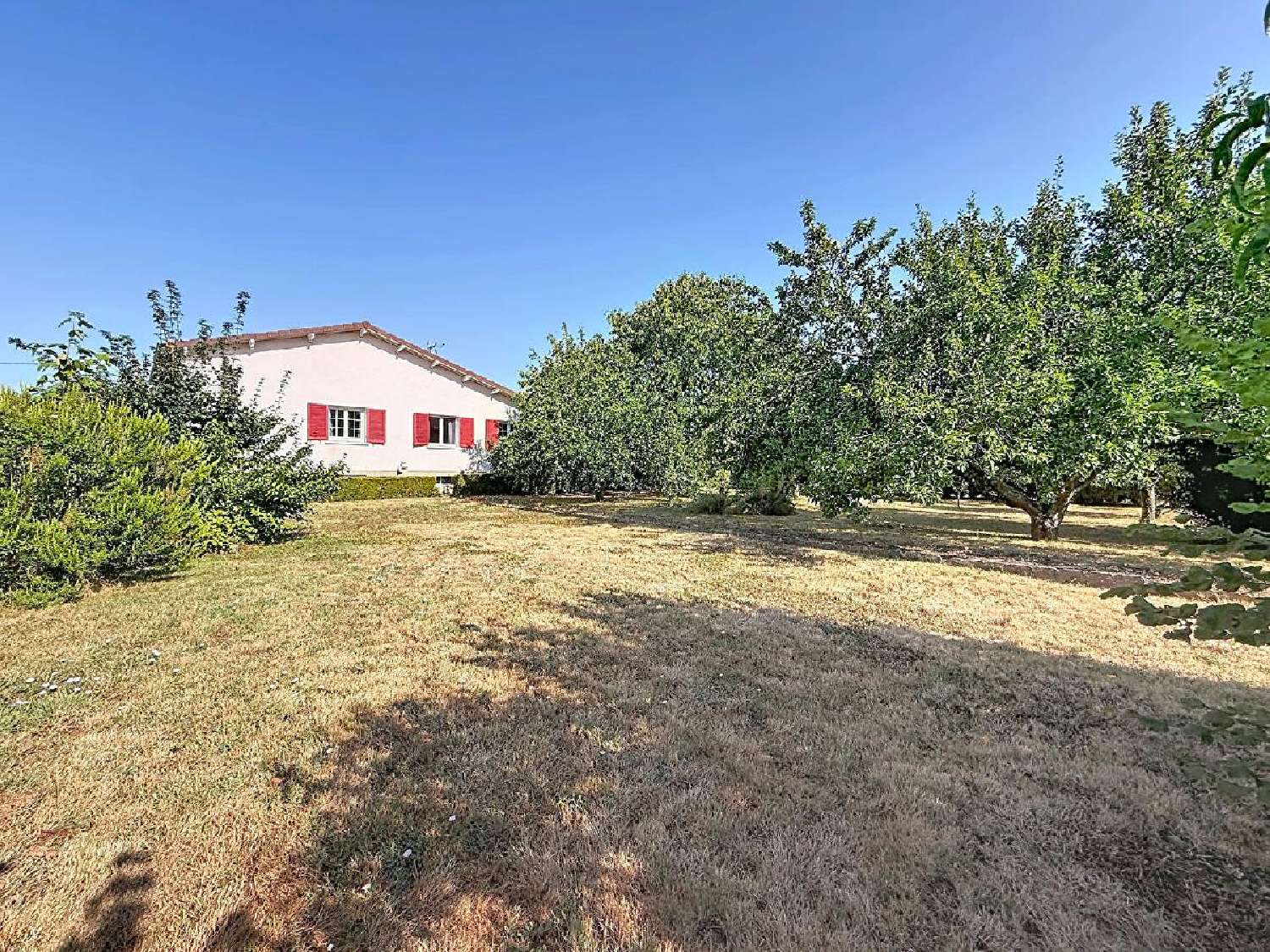 à vendre maison Sancé Saône-et-Loire 1
