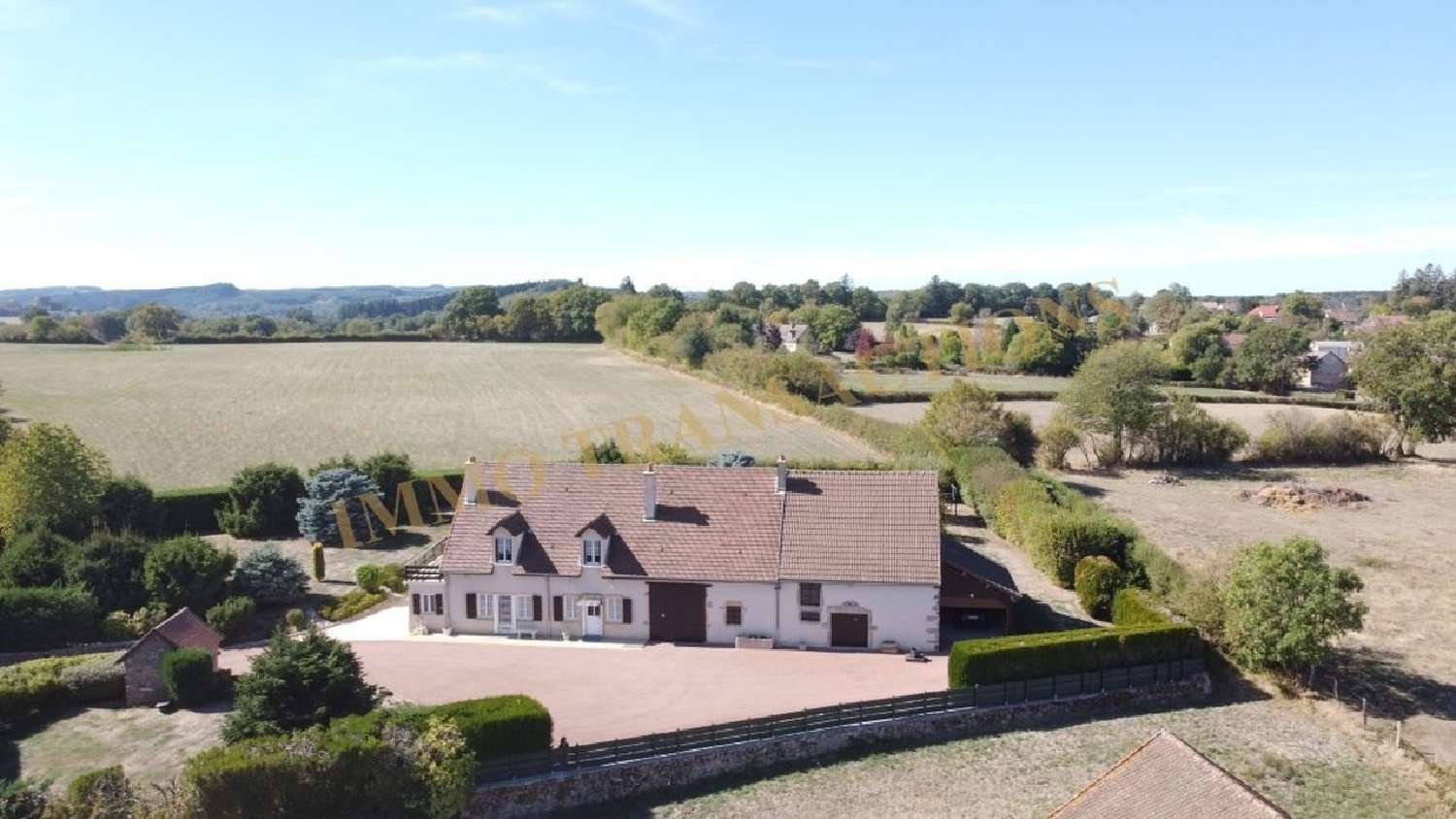 for sale house Saulieu Côte-d'Or 1
