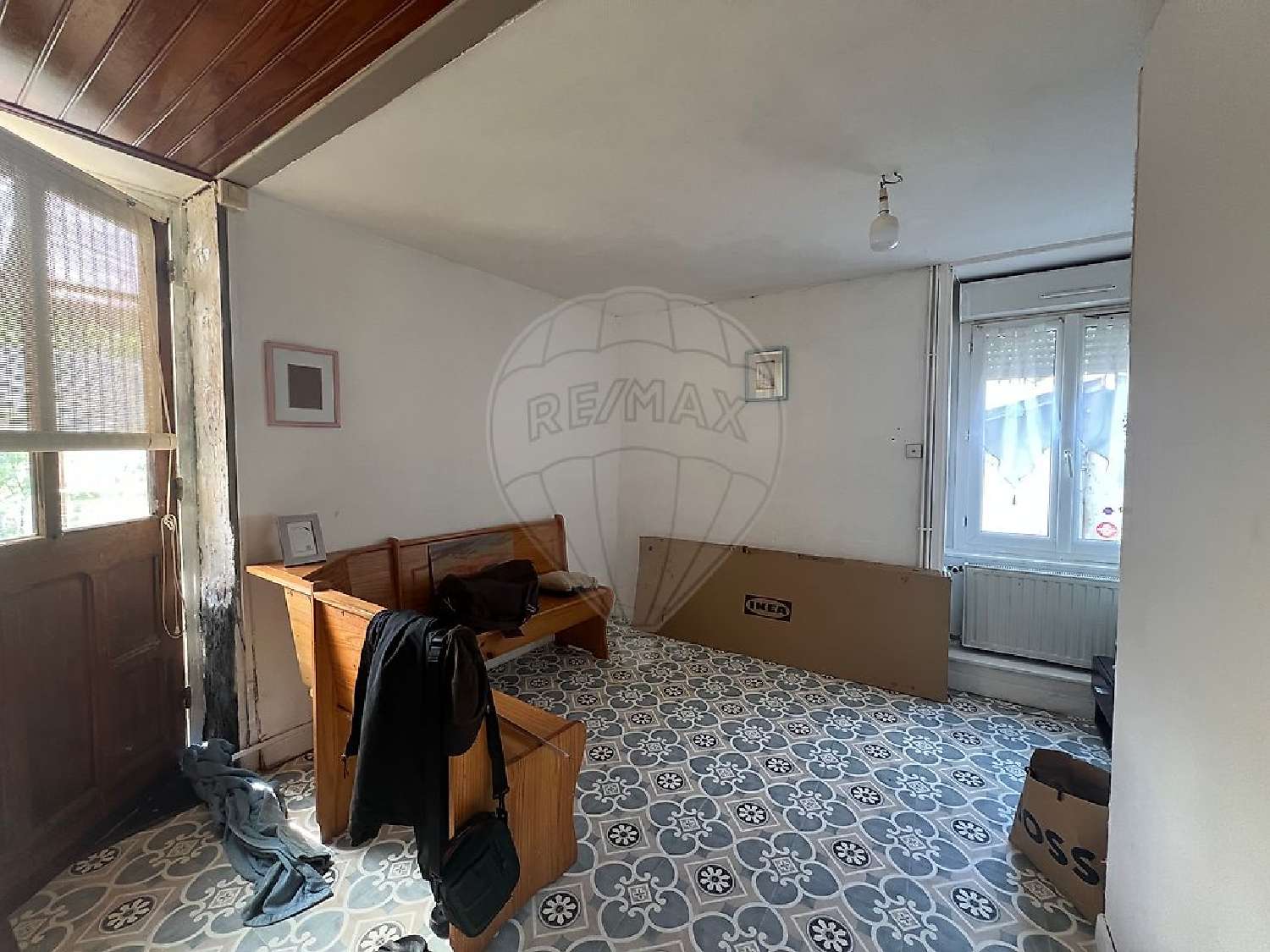 for sale house Thel Rhône 2