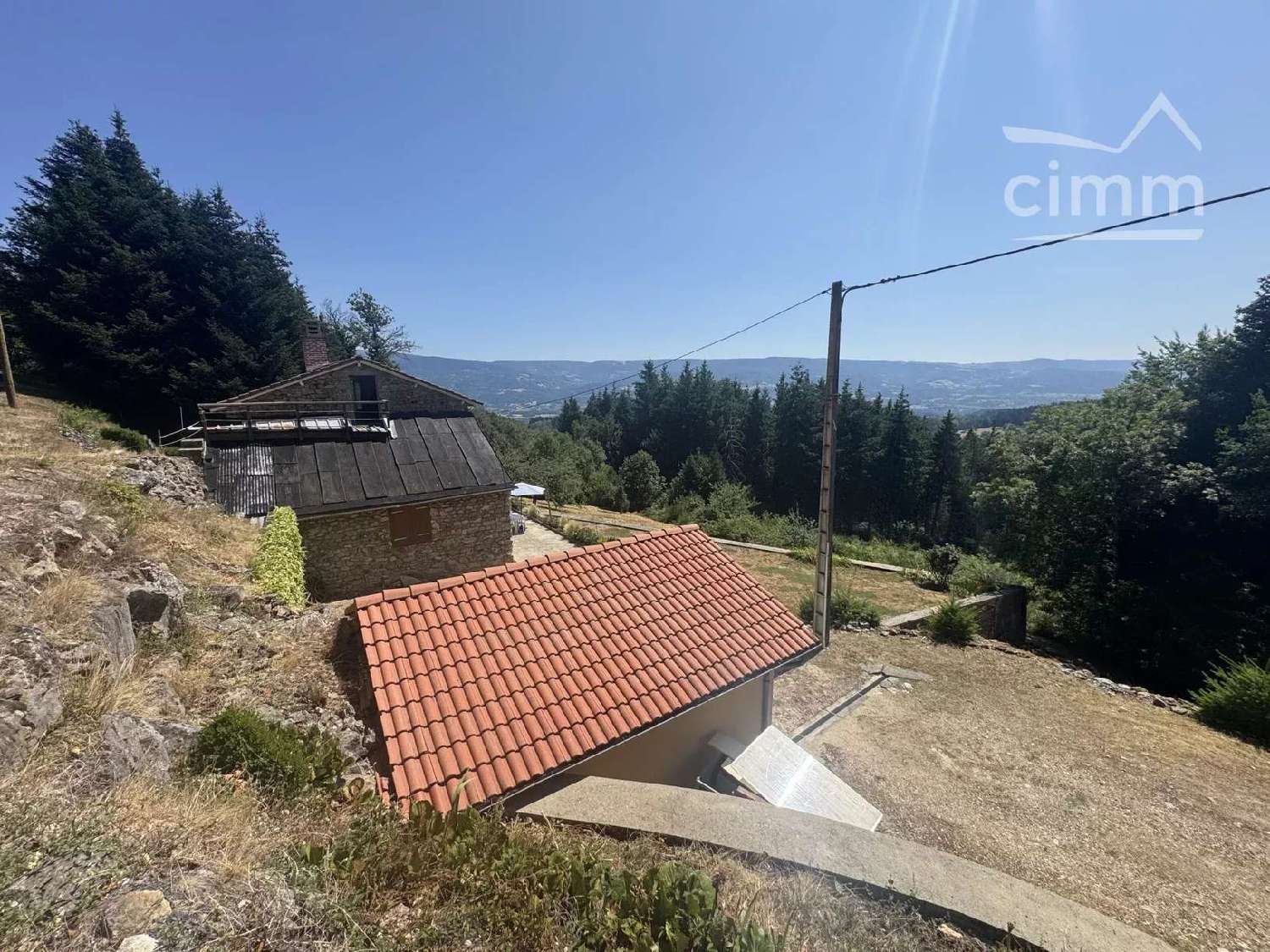 à vendre maison Thiolières Puy-de-Dôme 6
