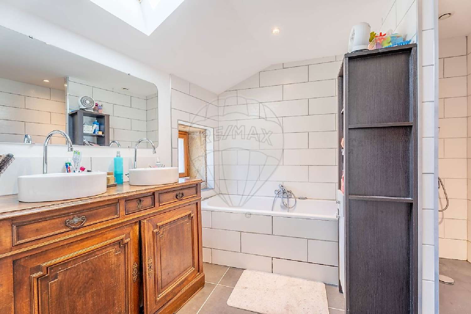 for sale house Vaux-en-Beaujolais Rhône 8