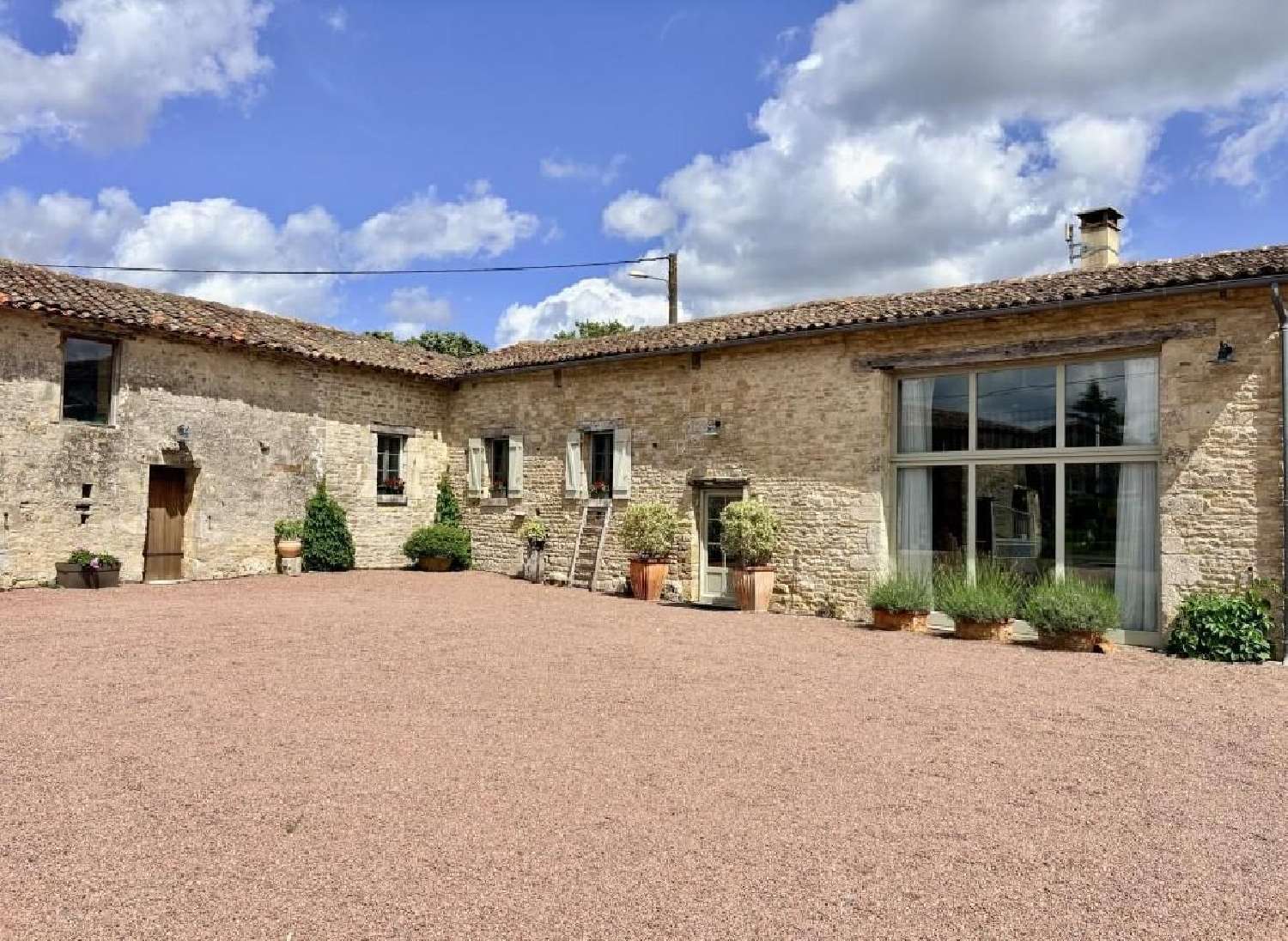 en venta casa Villefagnan Charente 1