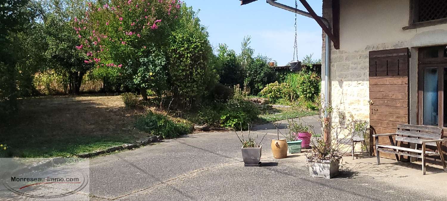 te koop huis Villemotier Ain 3