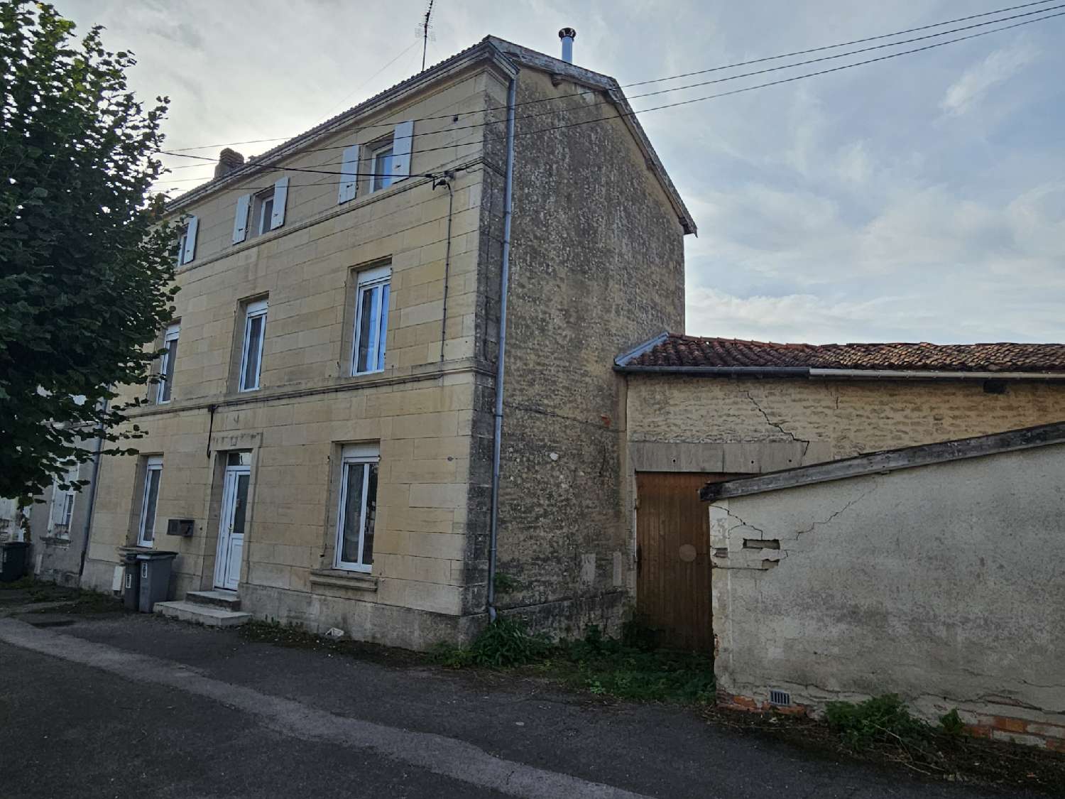 te koop huis Wassy Haute-Marne 1
