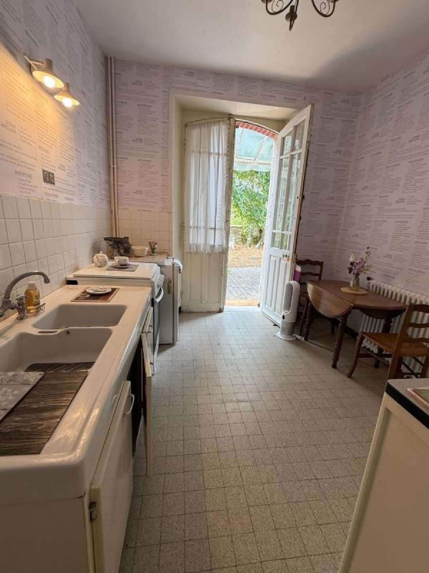 for sale mansion Cuzion Indre 6