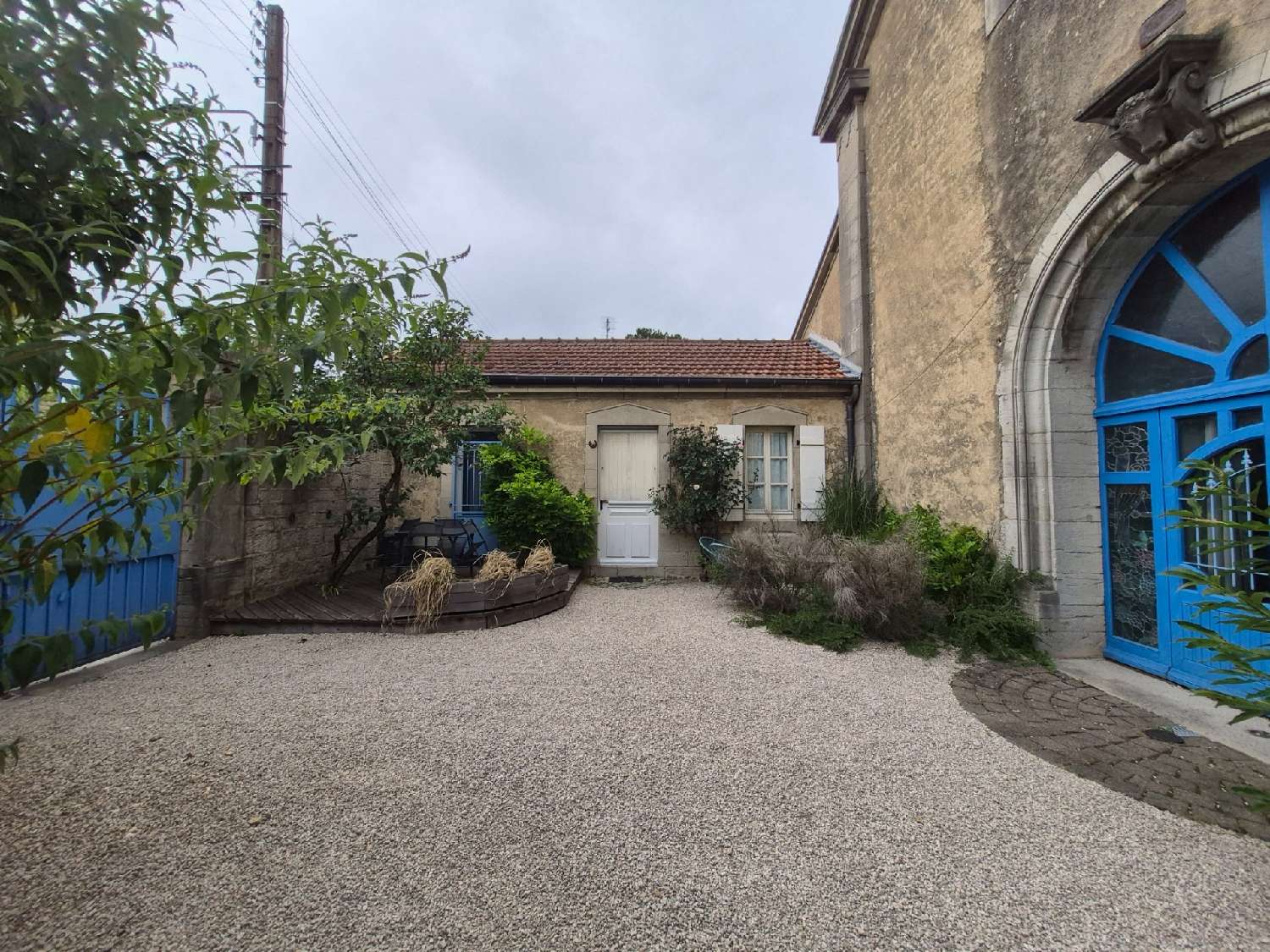  for sale restaurant Poligny Jura 4