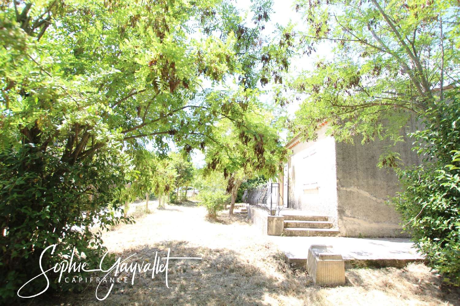 te koop terrein Velaux Bouches-du-Rhône 2
