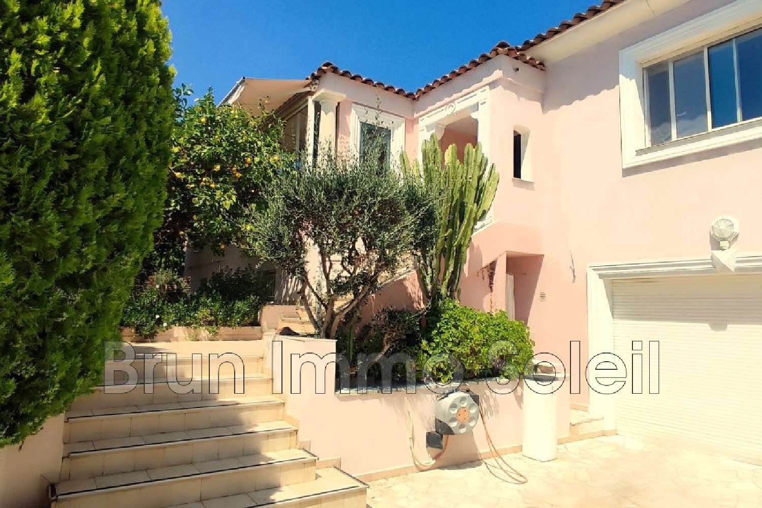 en venta villa Cagnes-sur-Mer Alpes-Maritimes 1