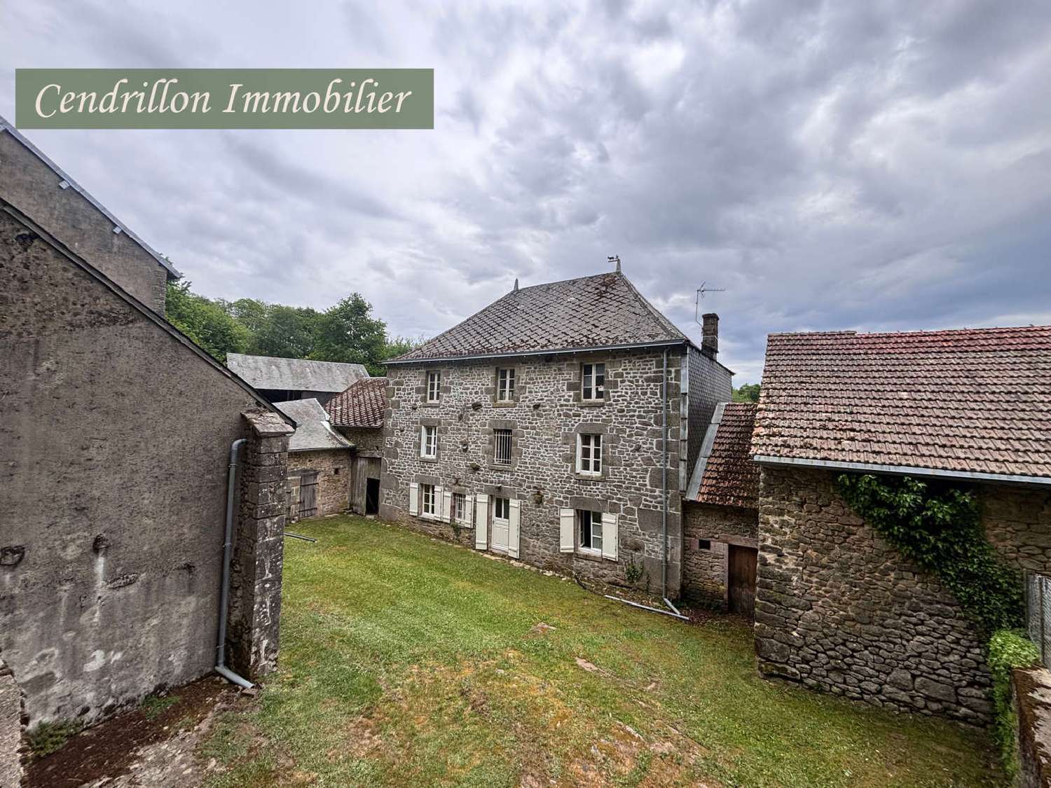  en venta villa Châtelus-le-Marcheix Creuse 2