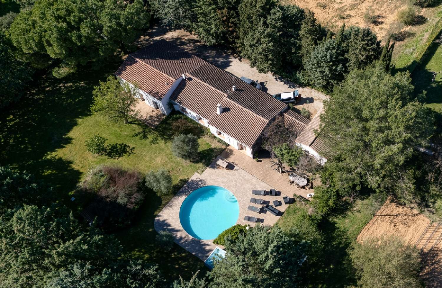 en venta villa Jouques Bocas del Ródano 2