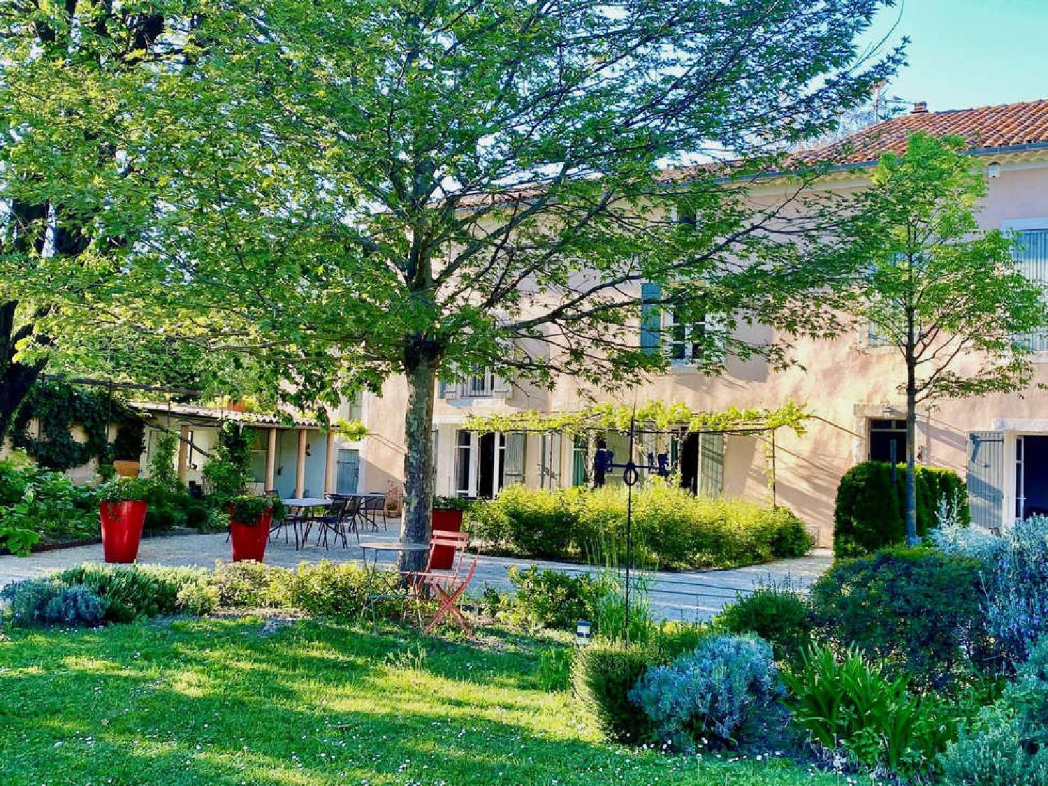 te koop villa L'Isle-sur-la-Sorgue Vaucluse 2