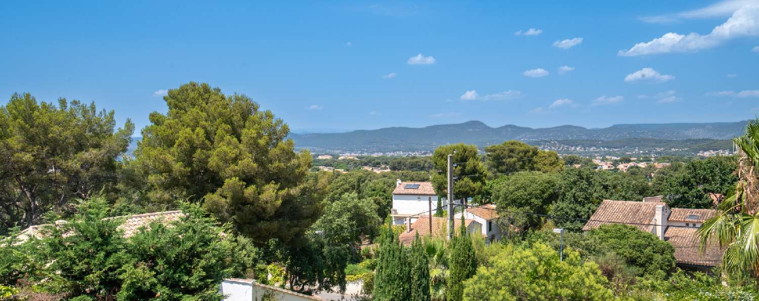 en venta villa Le Brusc Var 2