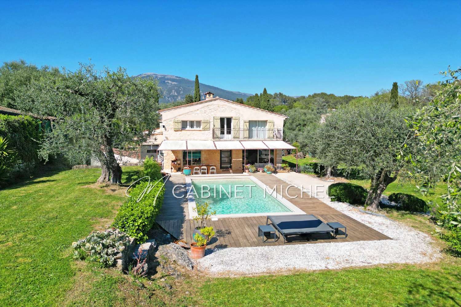  en venta villa Le Rouret Alpes-Maritimes 1