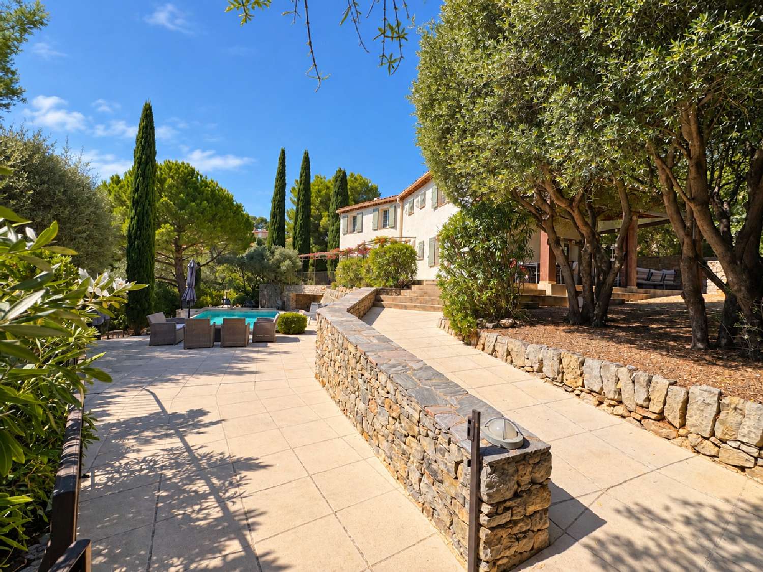 for sale villa Ollioules Var 6