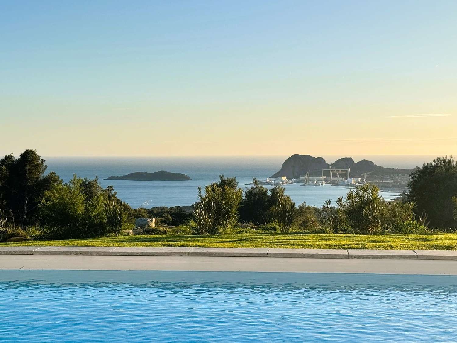 for sale villa Saint-Cyr-sur-Mer Var 3