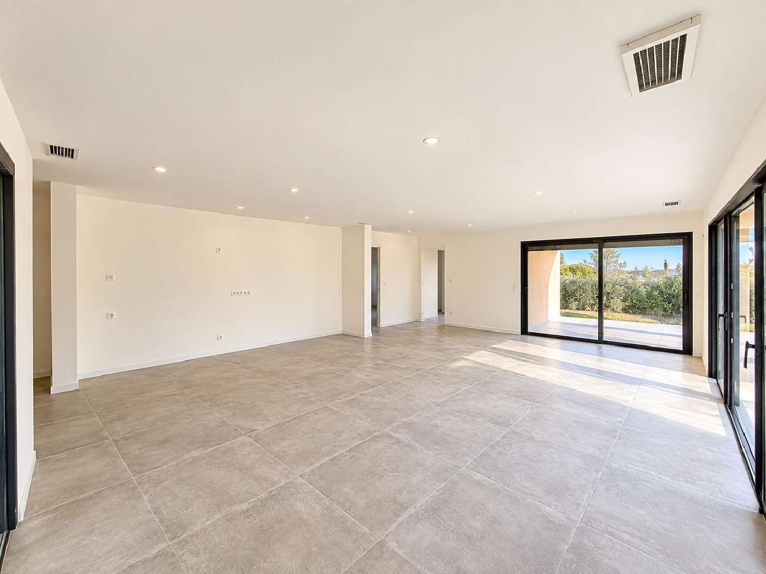 à vendre villa Uchaud Gard 2
